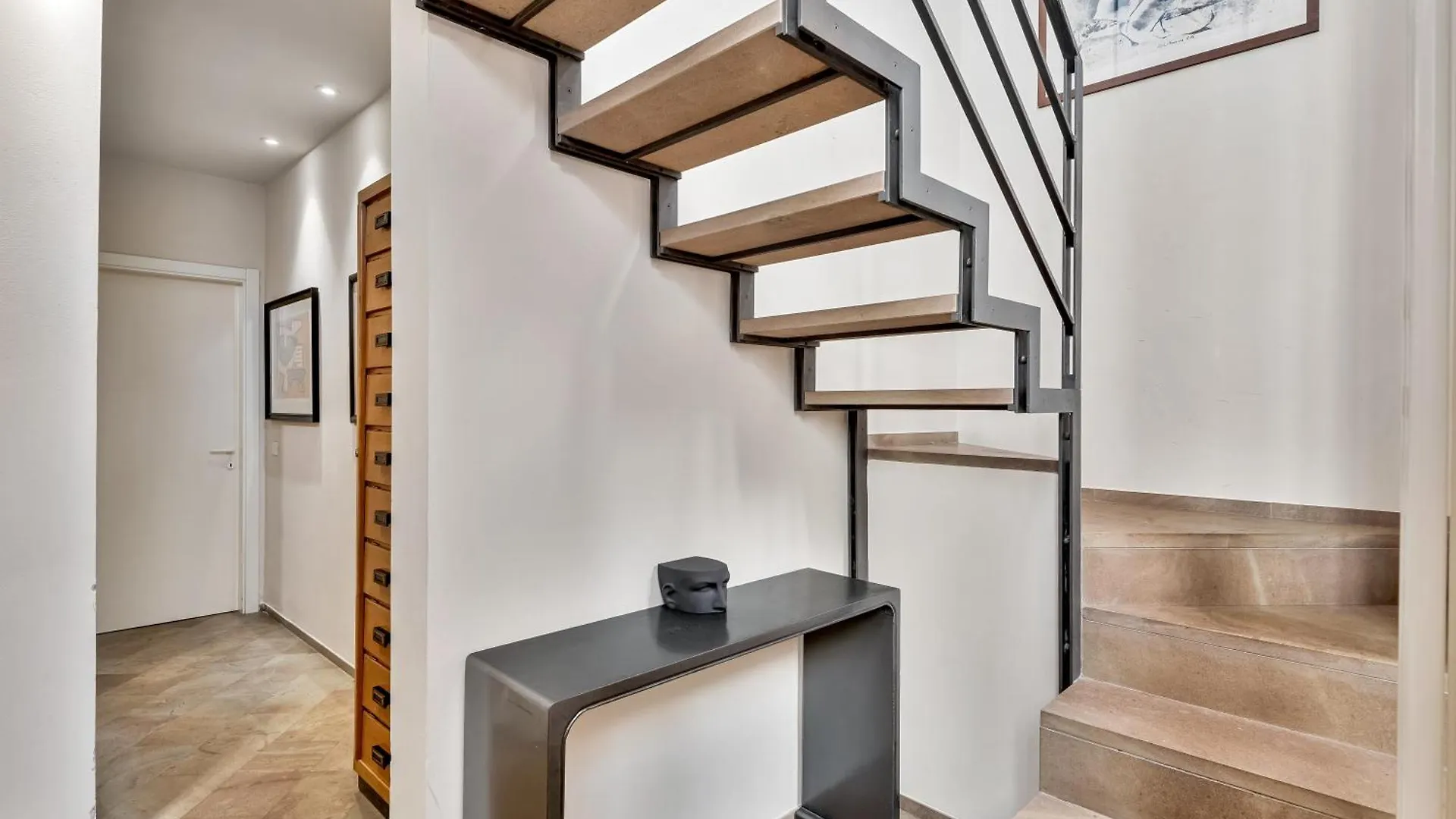 The Art Luxury Home Florence 0*,